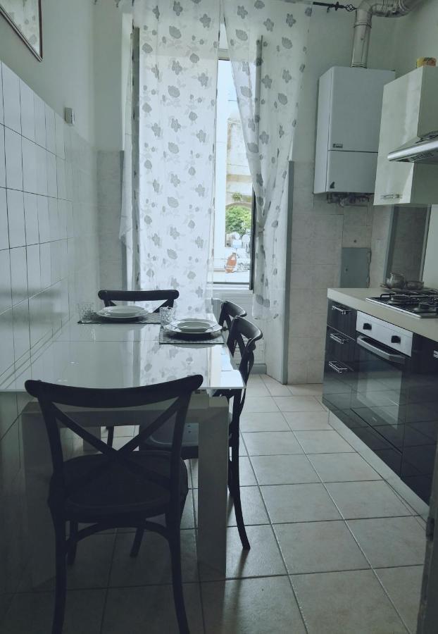 알벤가 La Casa Sulla Piazzetta 아파트 외부 사진